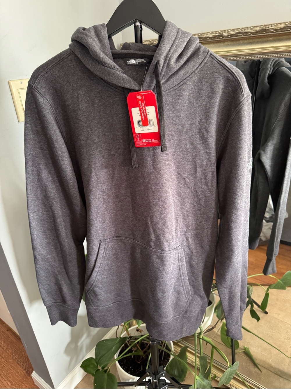 NWT The North Face Pullover Hoodie – Men’s Large – Black Heather